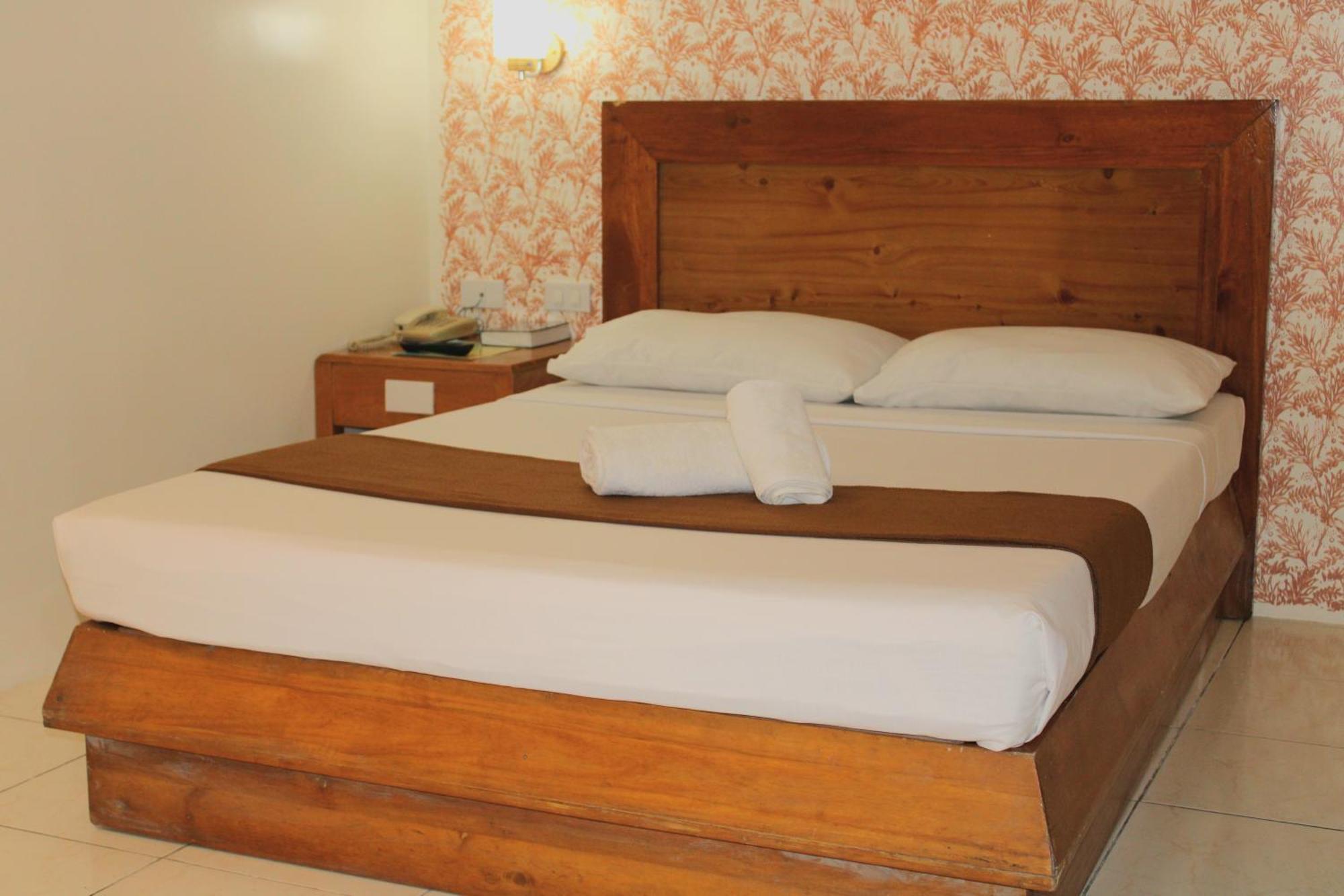 Rosas Garden Hotel Manila Dış mekan fotoğraf