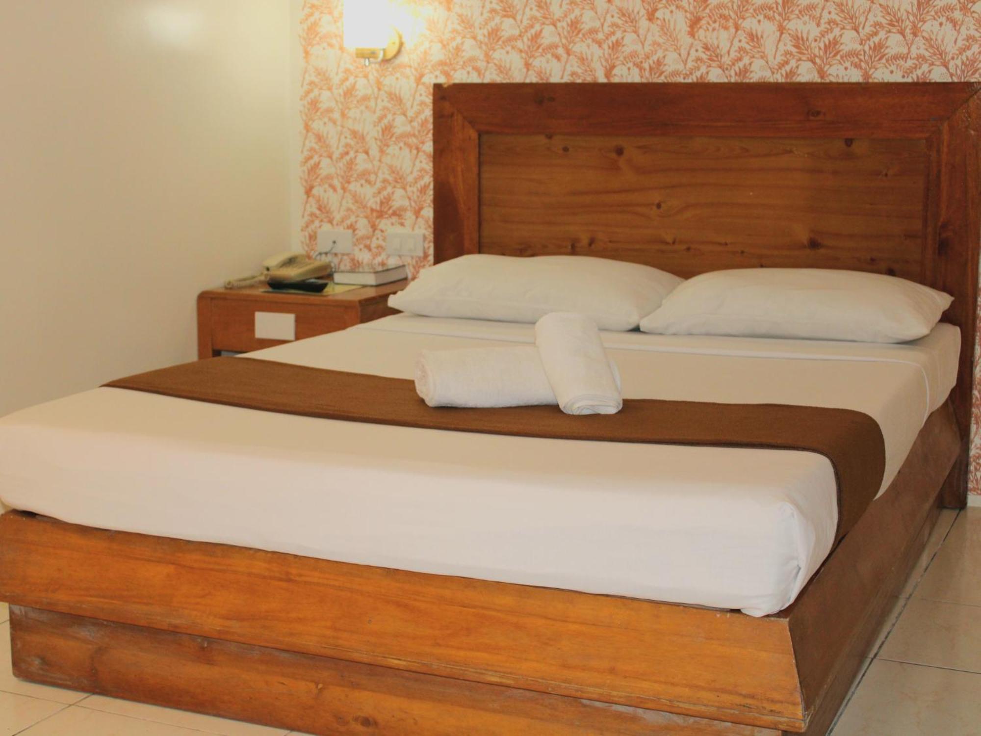 Rosas Garden Hotel Manila Dış mekan fotoğraf