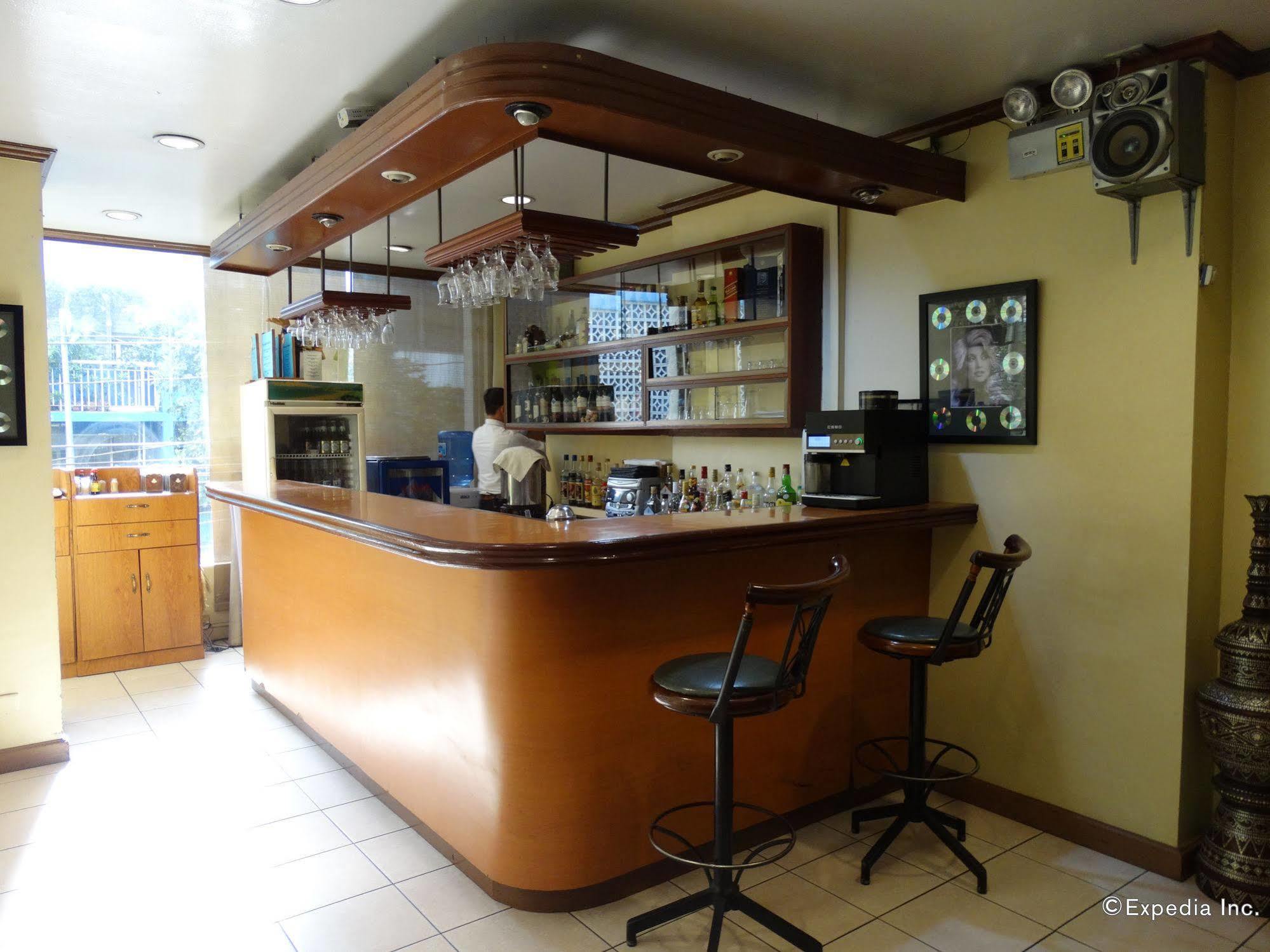 Rosas Garden Hotel Manila Dış mekan fotoğraf